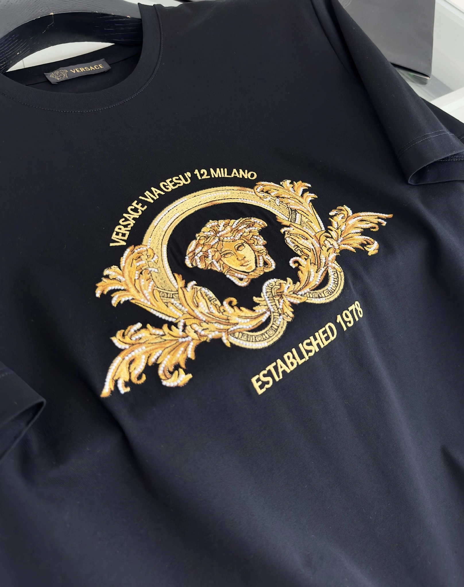 wg.luxury- V5rs135 embroidery Slim Fit Cotton 2colour item:E-F501C1104-2